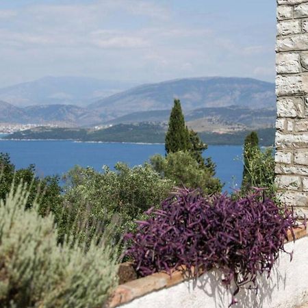 Sinies Stone Cottage - Ne Corfu Agnítsini エクステリア 写真