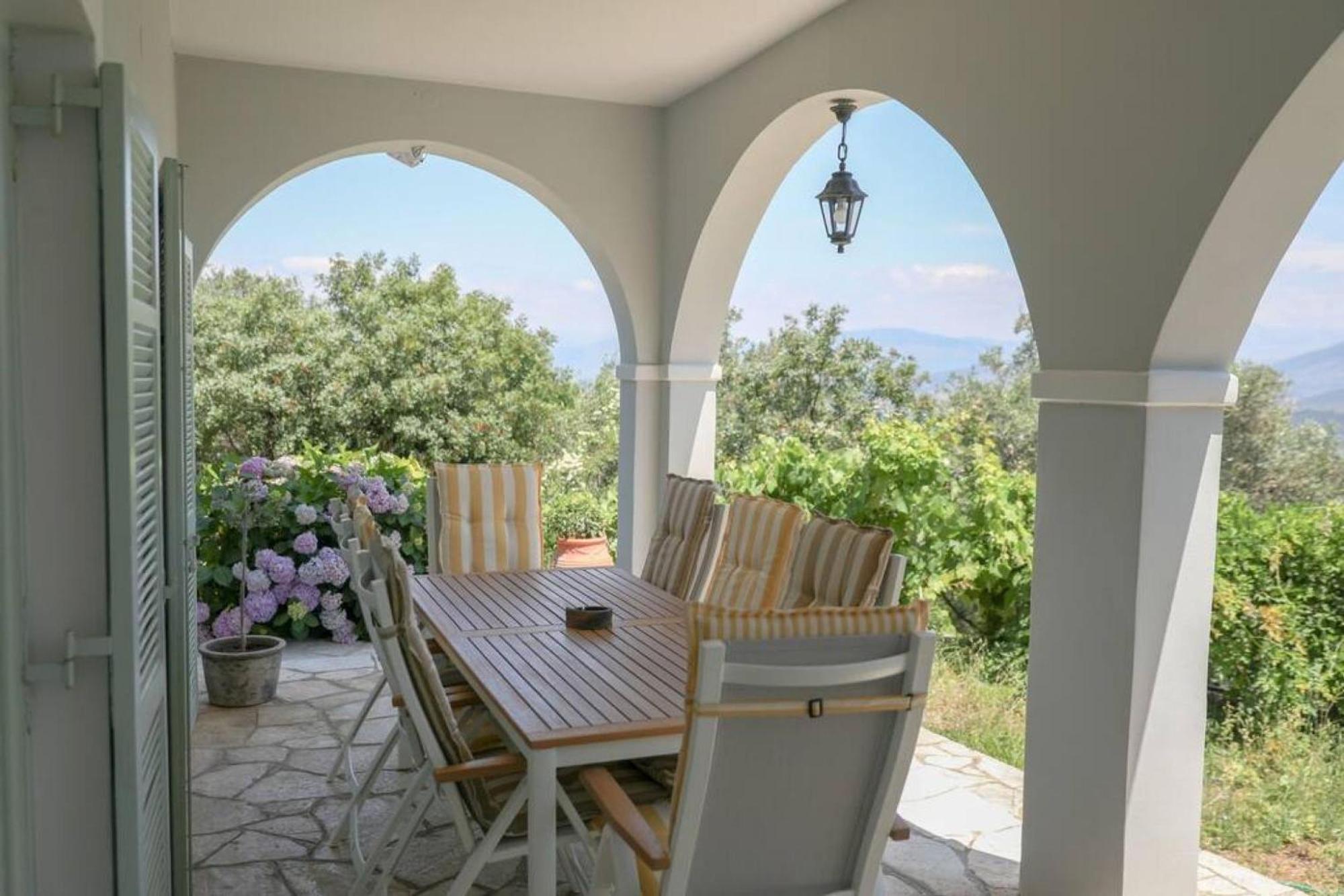 Sinies Stone Cottage - Ne Corfu Agnítsini エクステリア 写真