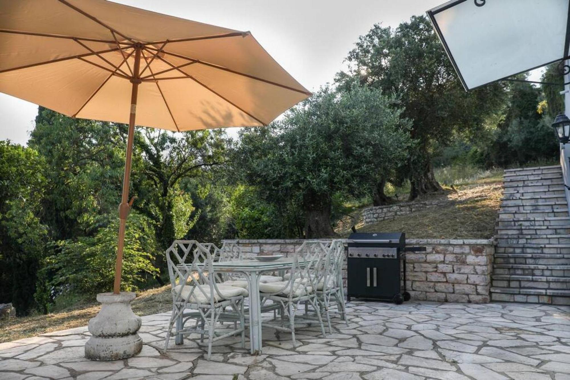 Sinies Stone Cottage - Ne Corfu Agnítsini エクステリア 写真